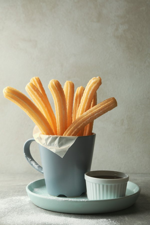 Quelles sont les astuces pour réussir des churros au chocolat croquants et fondants ?